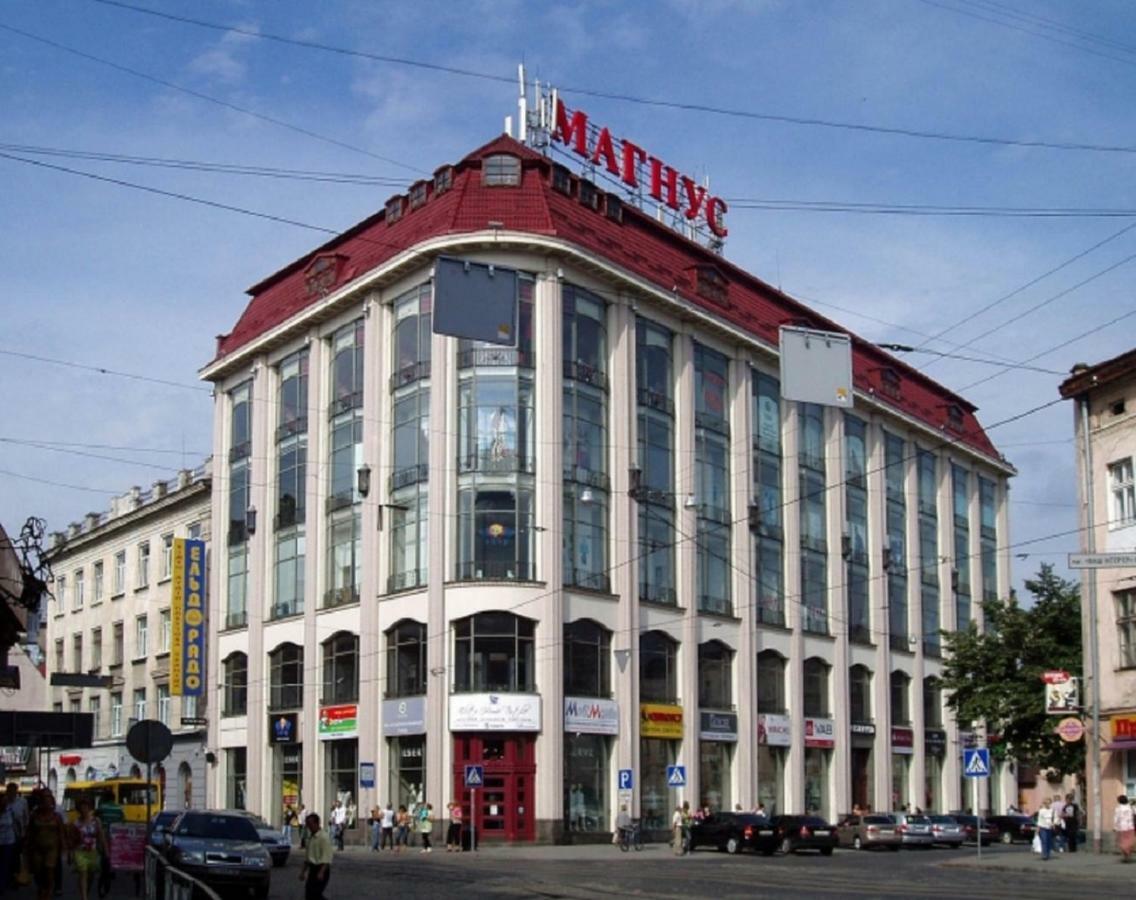 Невелика Smart Квартира В Центрі Для Пари Lviv Ngoại thất bức ảnh